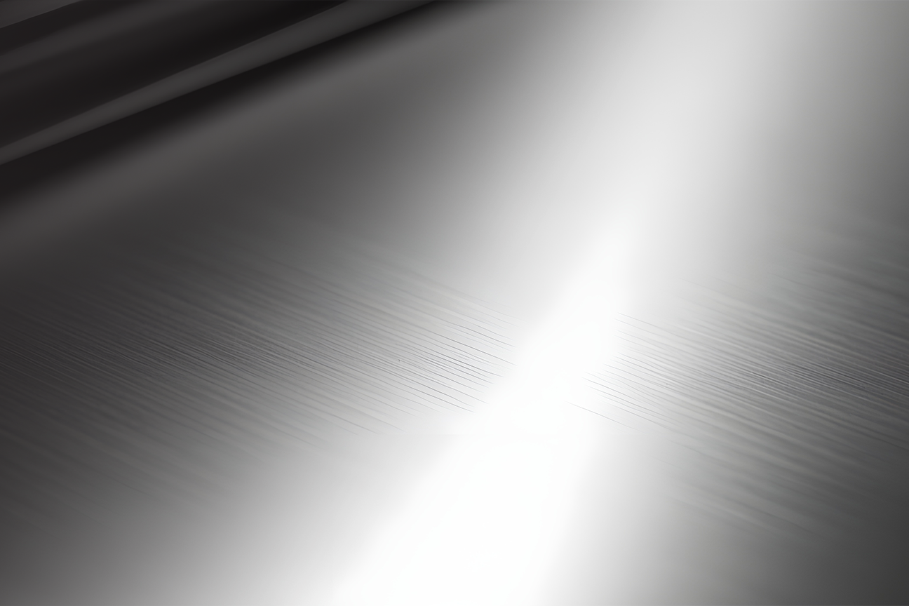 Zinc alloy. A material chosen for density, aesthetic finish and durability. It gives the body a balanced weight and a texture that stands out to the touch before the eye.